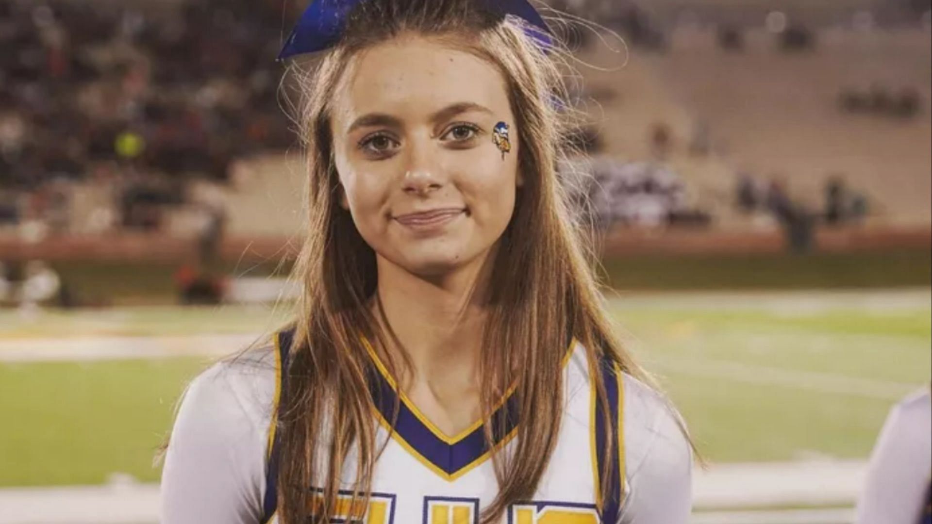 Addi Siscel car accident: GoFundMe raises more than $2,500 as Francis  Howell cheerleader passes away