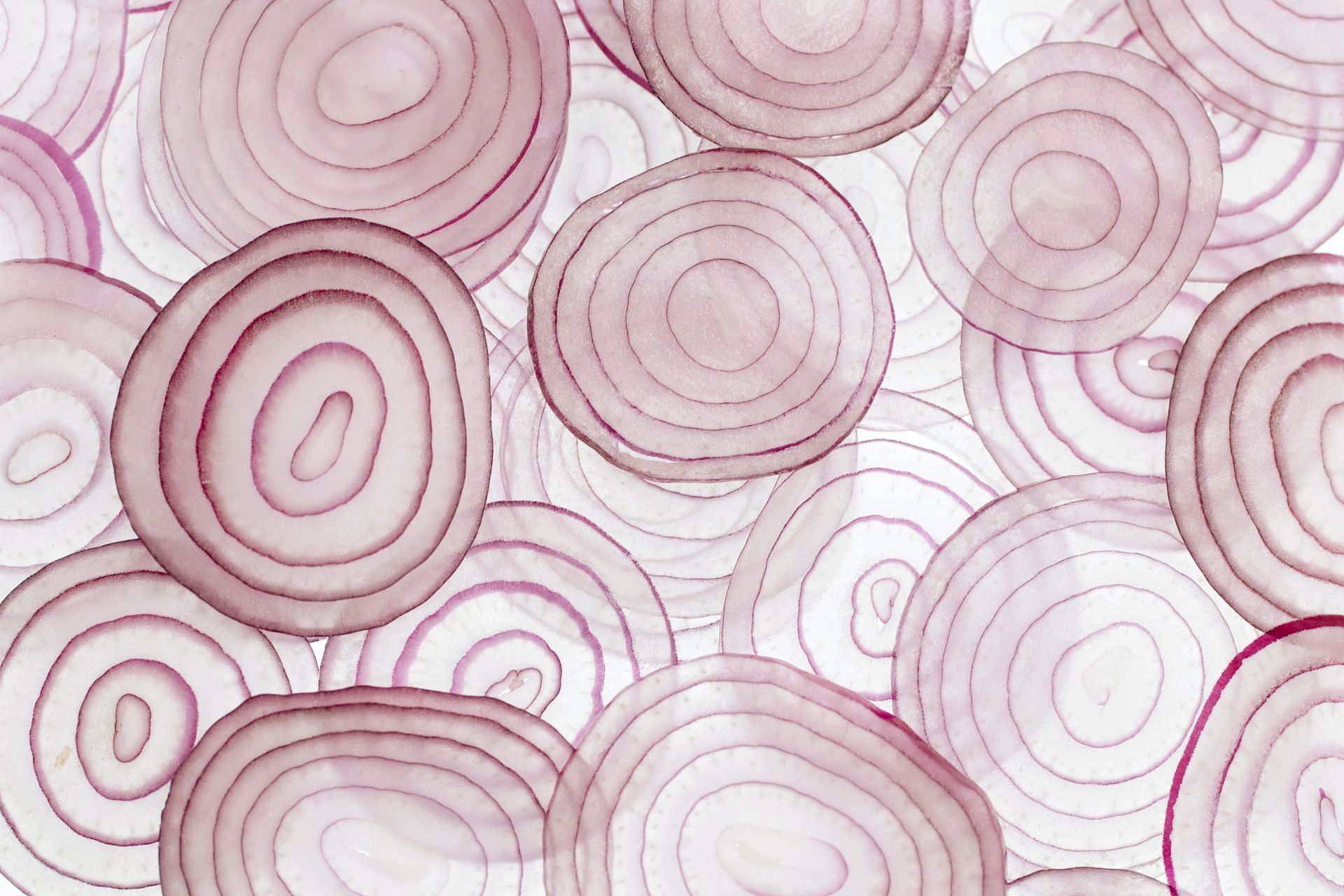 10 surprising health benefits of onions (Image via Pexels)
