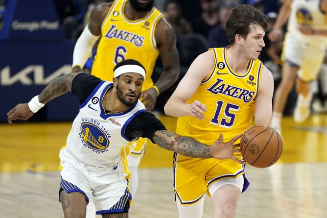 Watch - Austin Reaves nails a half-court buzzer beater to give the LA Lakers a 10-point lead