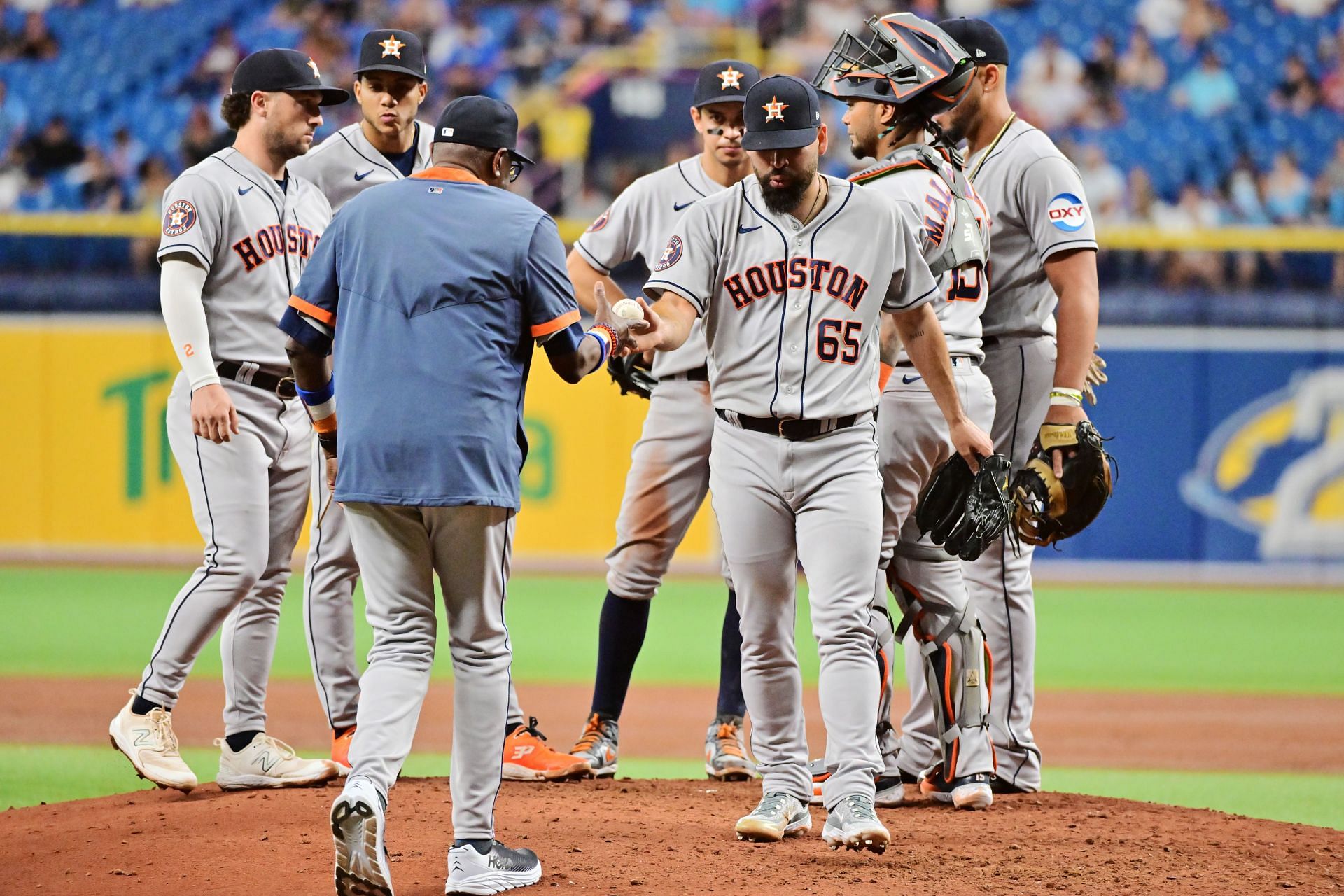 José Urquidy stood out on the hill and the Astros continue to command the  West