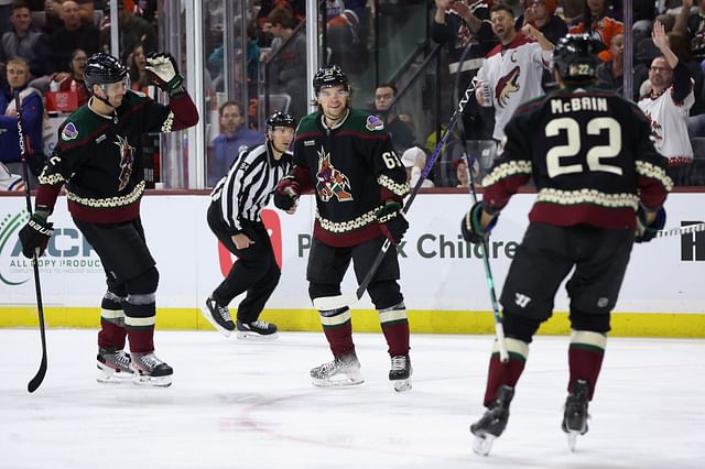 Edmonton Oilers v Arizona Coyotes