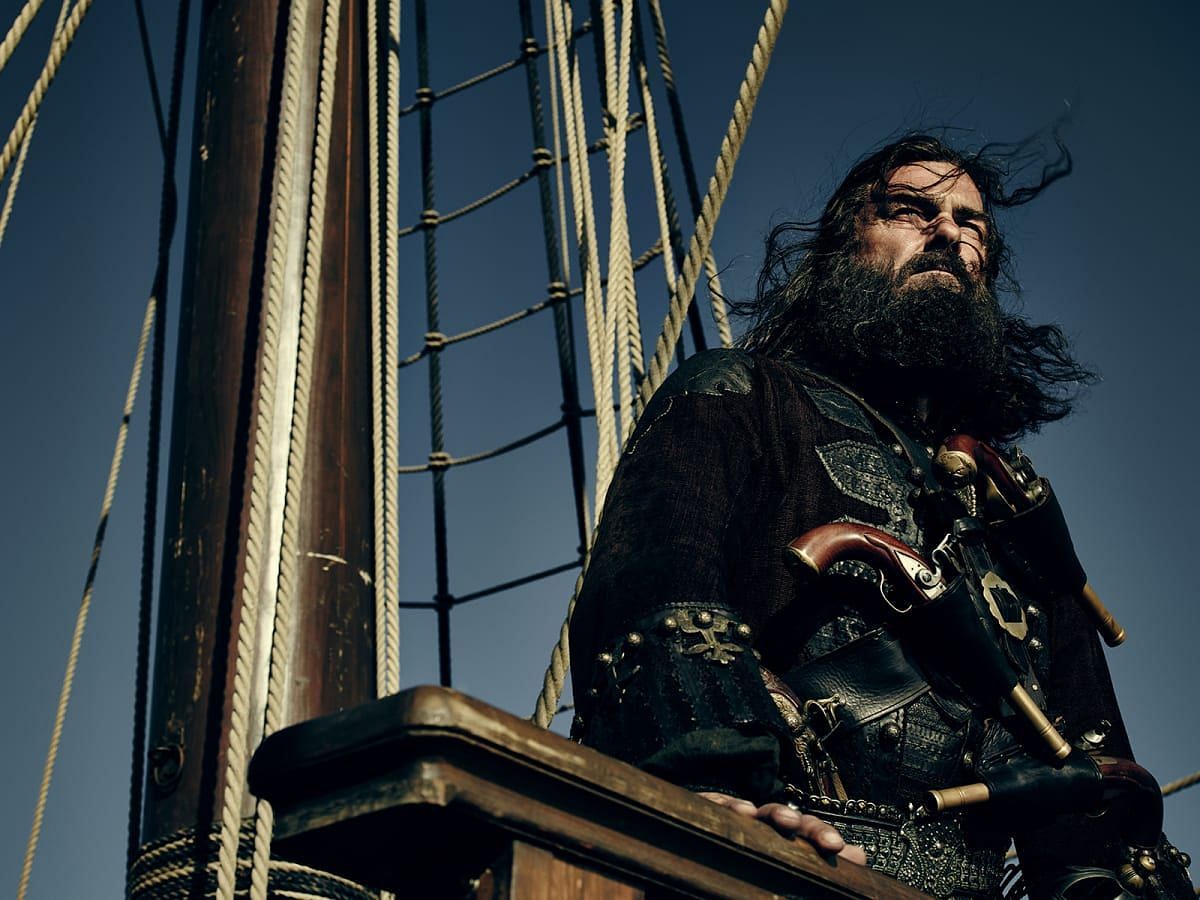 A still of Ray Stevenson (Image via Starz)