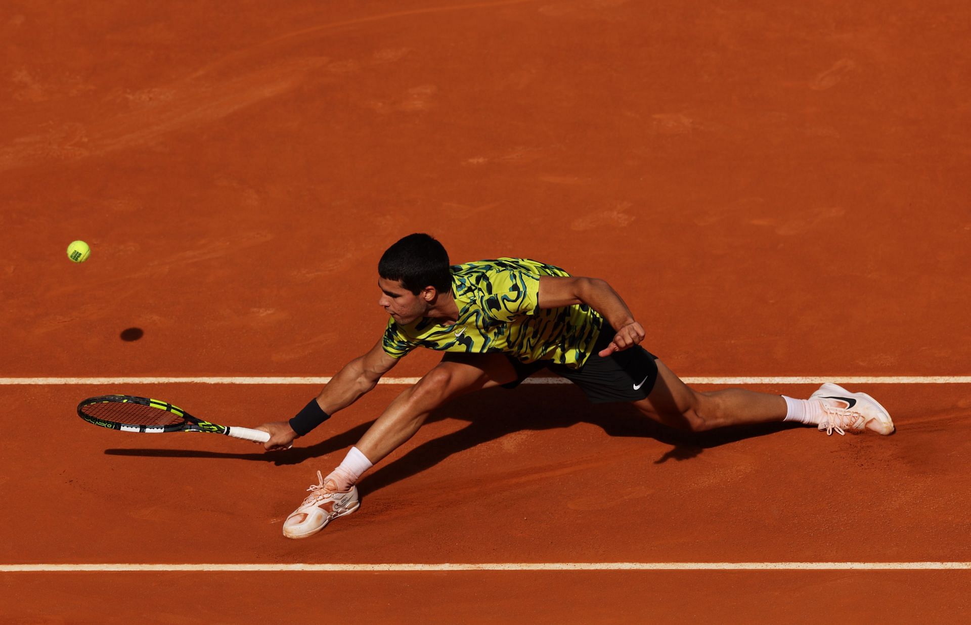 Carlos Alcaraz in action at the Madrid Open