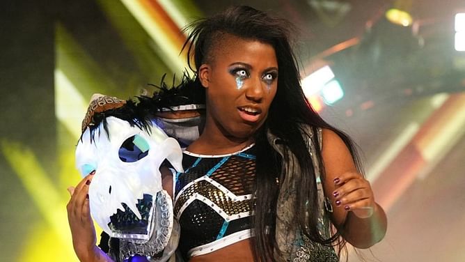 Athena says AEW star is coasting on her "s*x appeal"