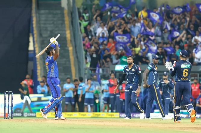 “Just before the start, Hardik pulled his back and couldn’t bowl” - Aashish Kapoor on why Mohit Sharma bowled upfront against MI