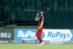 [Watch] Virat Kohli's priceless reaction after taking Krunal Pandya's catch off Glenn Maxwell's bowling