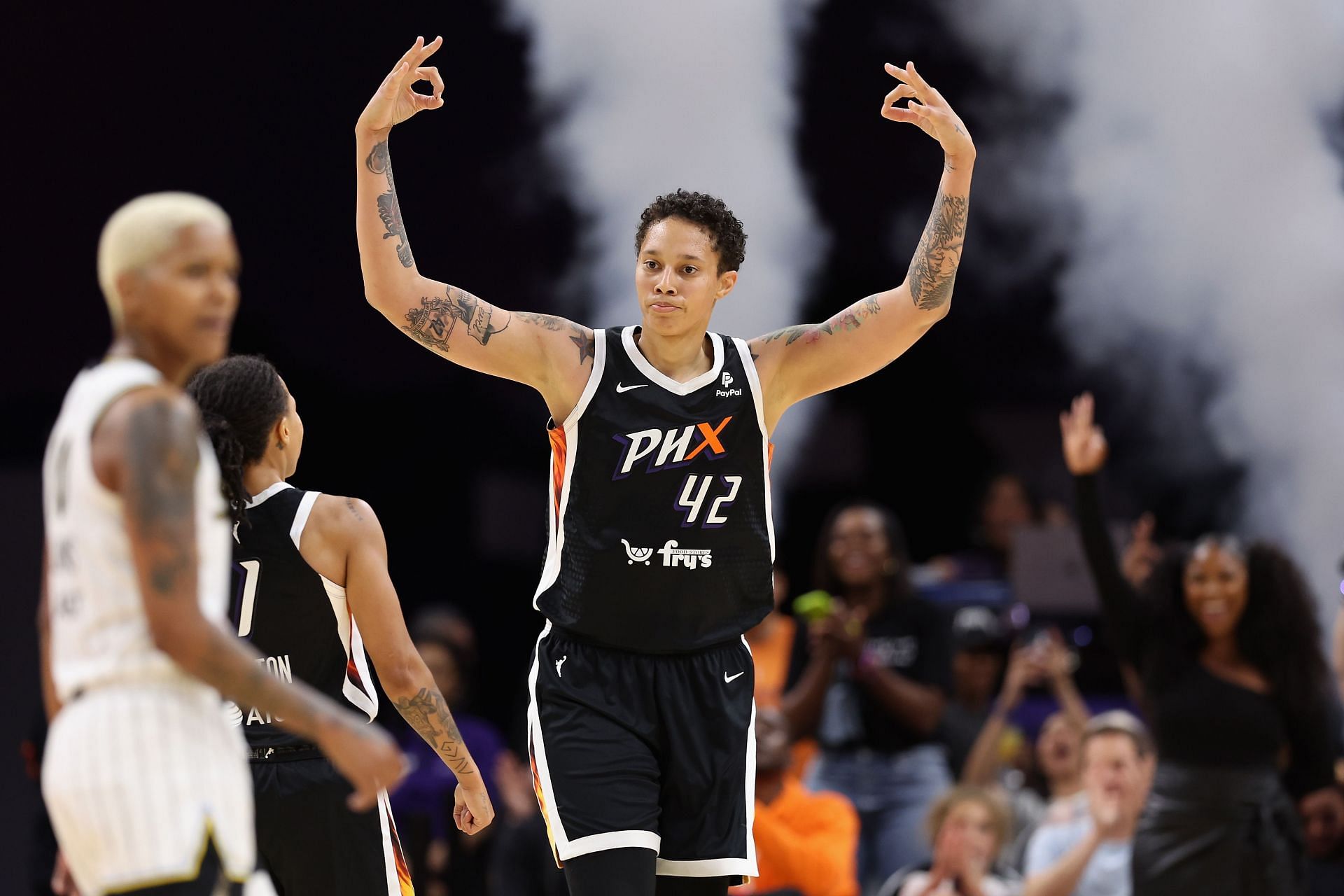 Griner signed a short-term contract with the Mercury (Image via Getty Images)