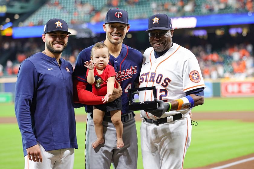 Astros' Carlos Correa fights fire with fire on sign-stealing, fails to