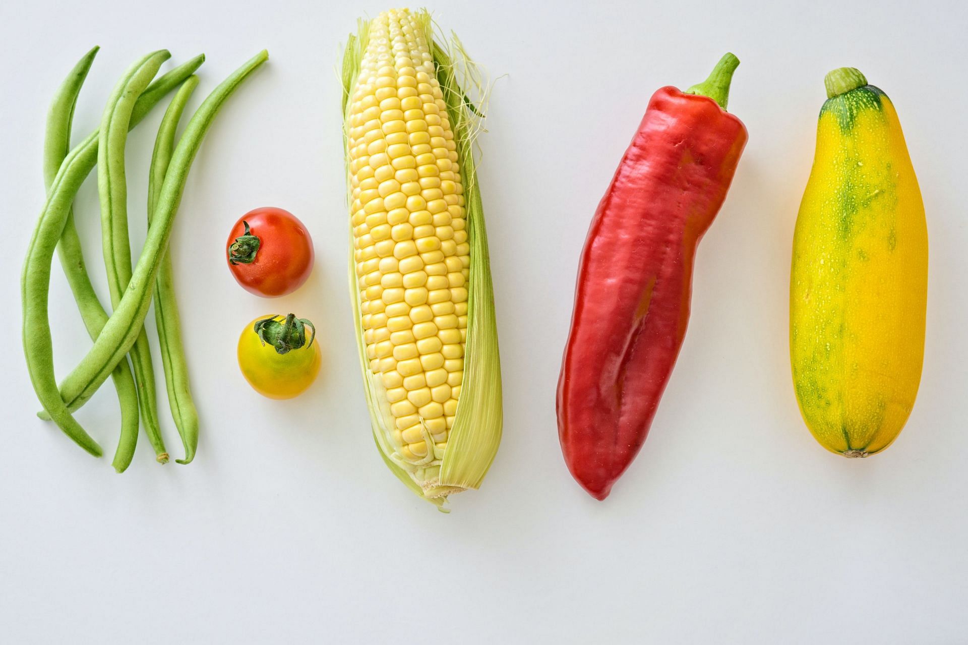 Summer vegetables to include in your diet. (Image via Pexels / Mali Maeder)