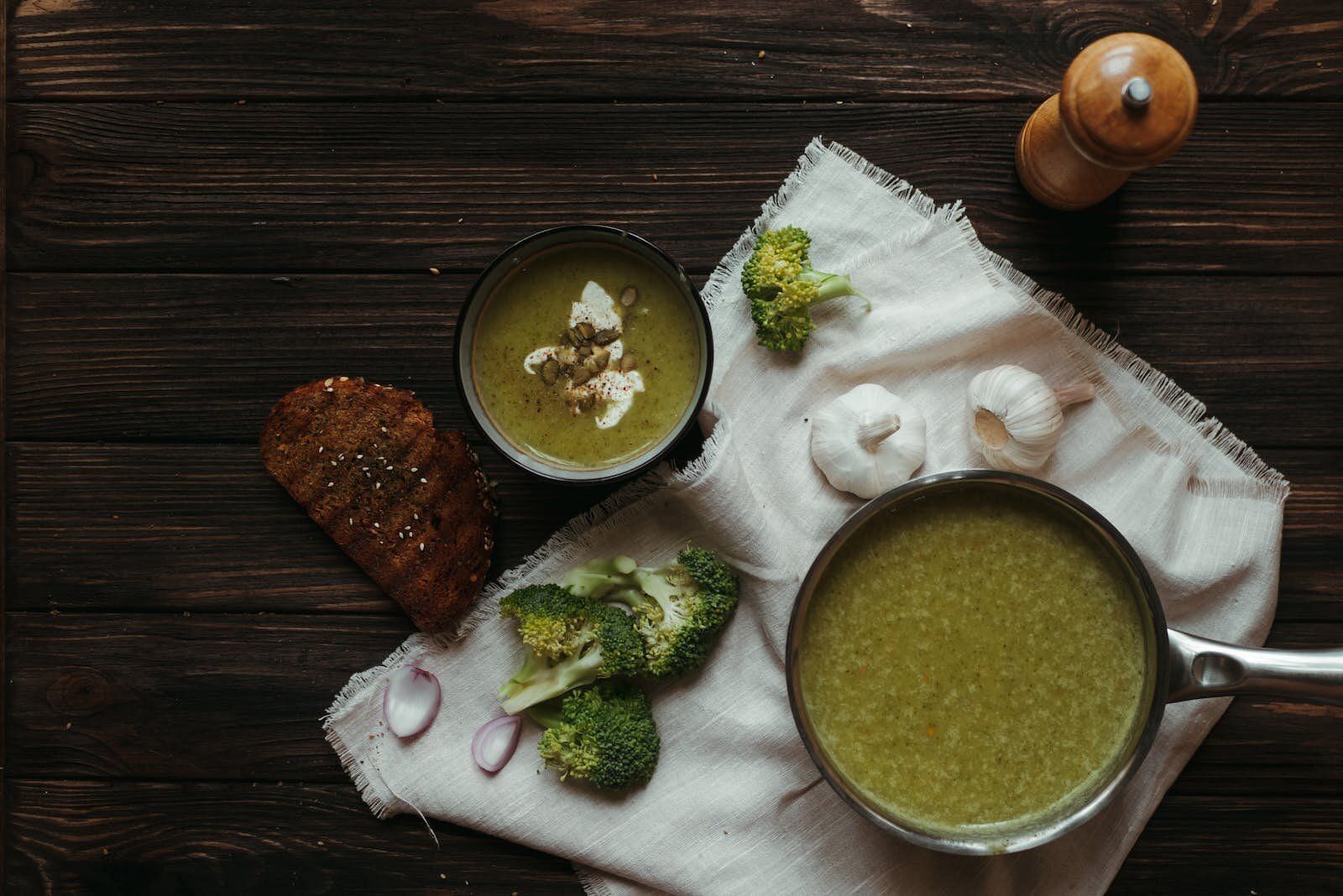 Fresh and healthy broccoli broth (Image source: Pexels)