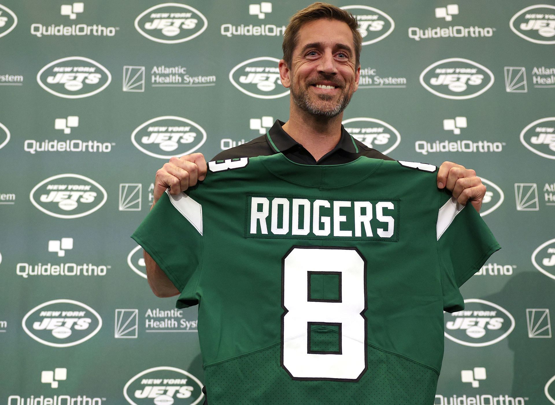 New York Jets introduce Aaron Rodgers as new QB