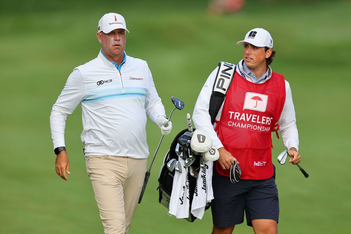 Who was Stewart Cink's caddie before his wife? Everything you need to know