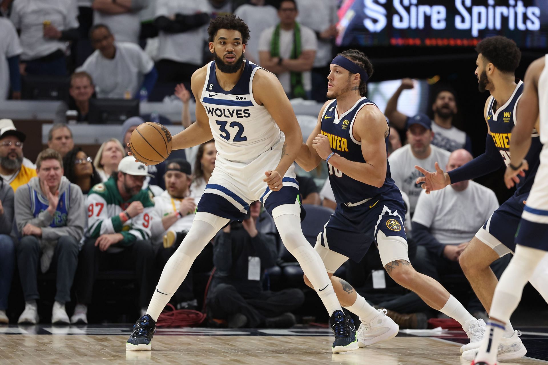 Towns' contract extension starts in 2024 (Image via Getty Images)