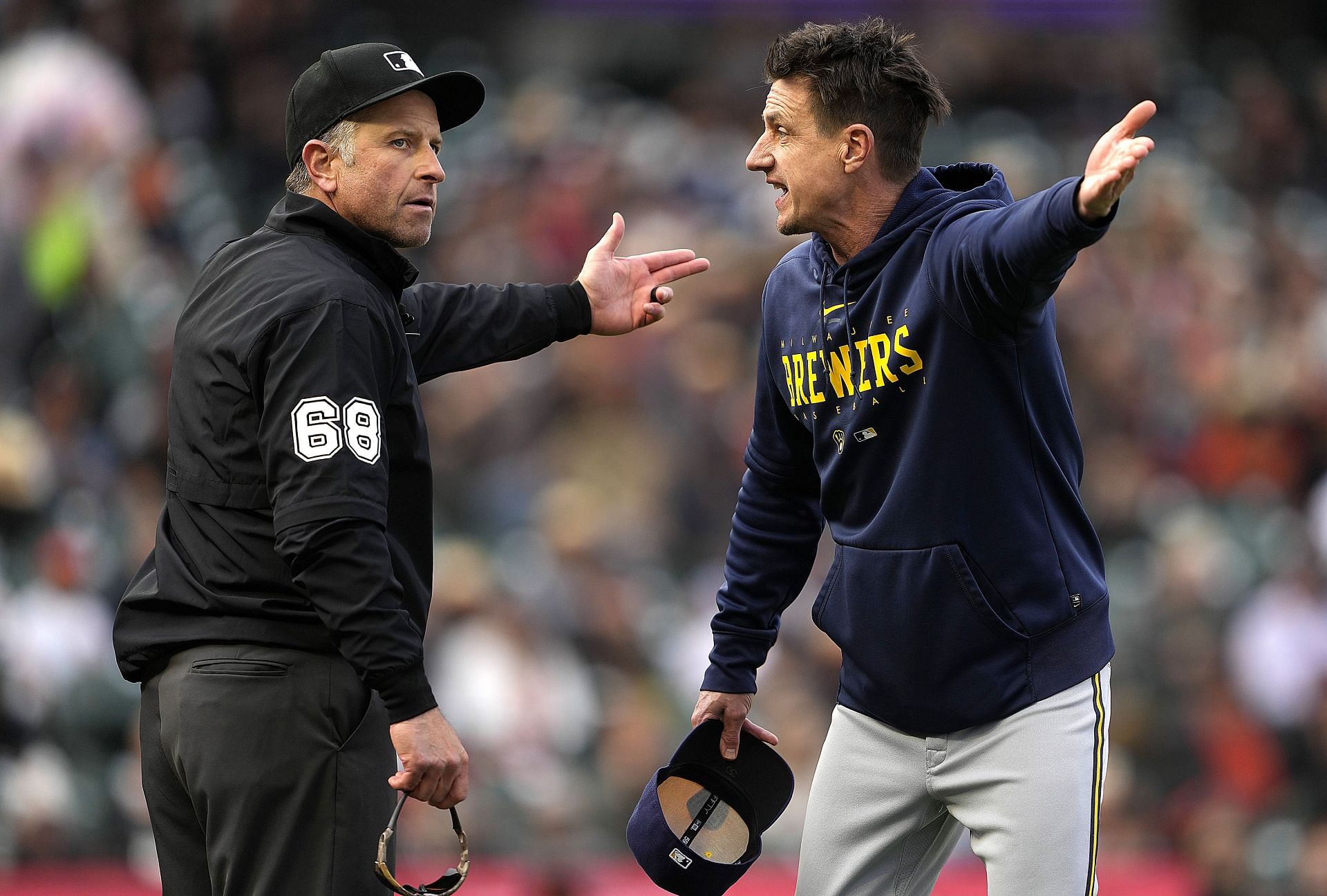 Brewers manager Craig Counsell: National age limit to bring glove