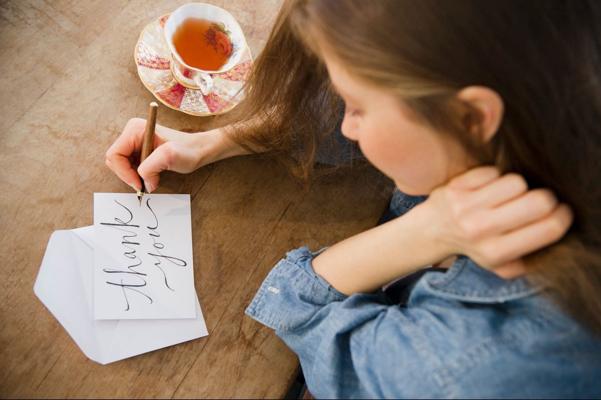 Practicing gratitude (Image source/ Pexels)