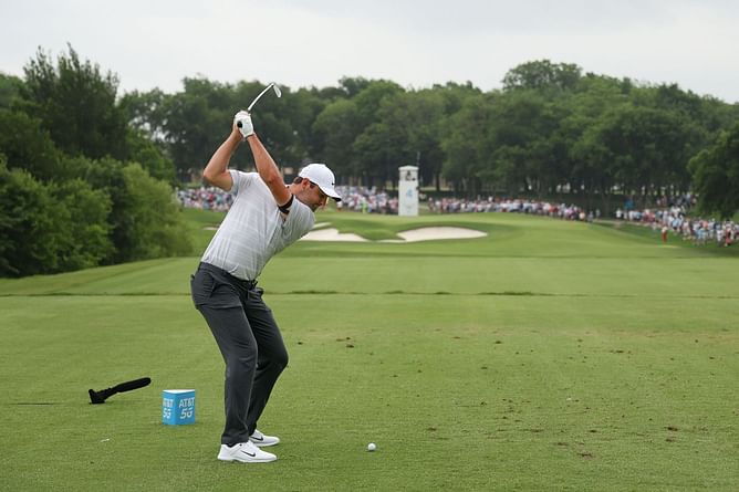 "Throwing it with my hand 20 feet" - Fans react to Scottie Scheffler's 'tough' shot from a wall at the 2023 AT&T Byron Nelson