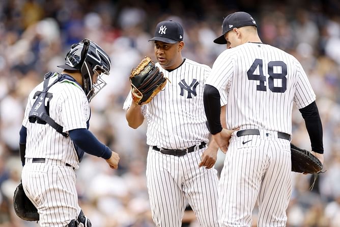 New York Yankees fans disappointed as team loses to the Tampa Bay Rays to split the series: "Offense was great, but pitching failed us" "Pain"