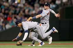 Astros fans berate Rafael Montero after dreadful 8th innings in the loss to the Mariners: "The overpaid clown came in and got totally destroyed"