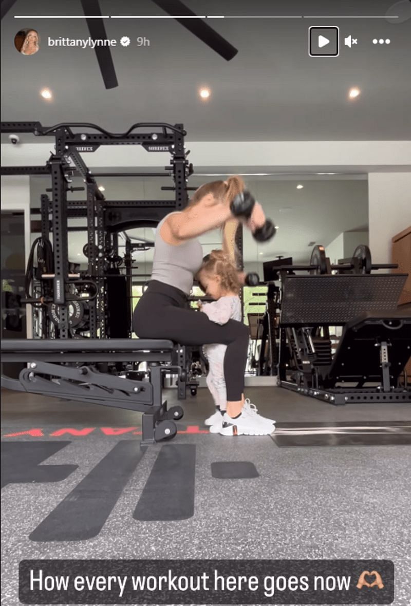 Brittany Mahomes does her workout while attending to her daughter, Sterling Skye. (Image credit: @brittanylunne official IG)