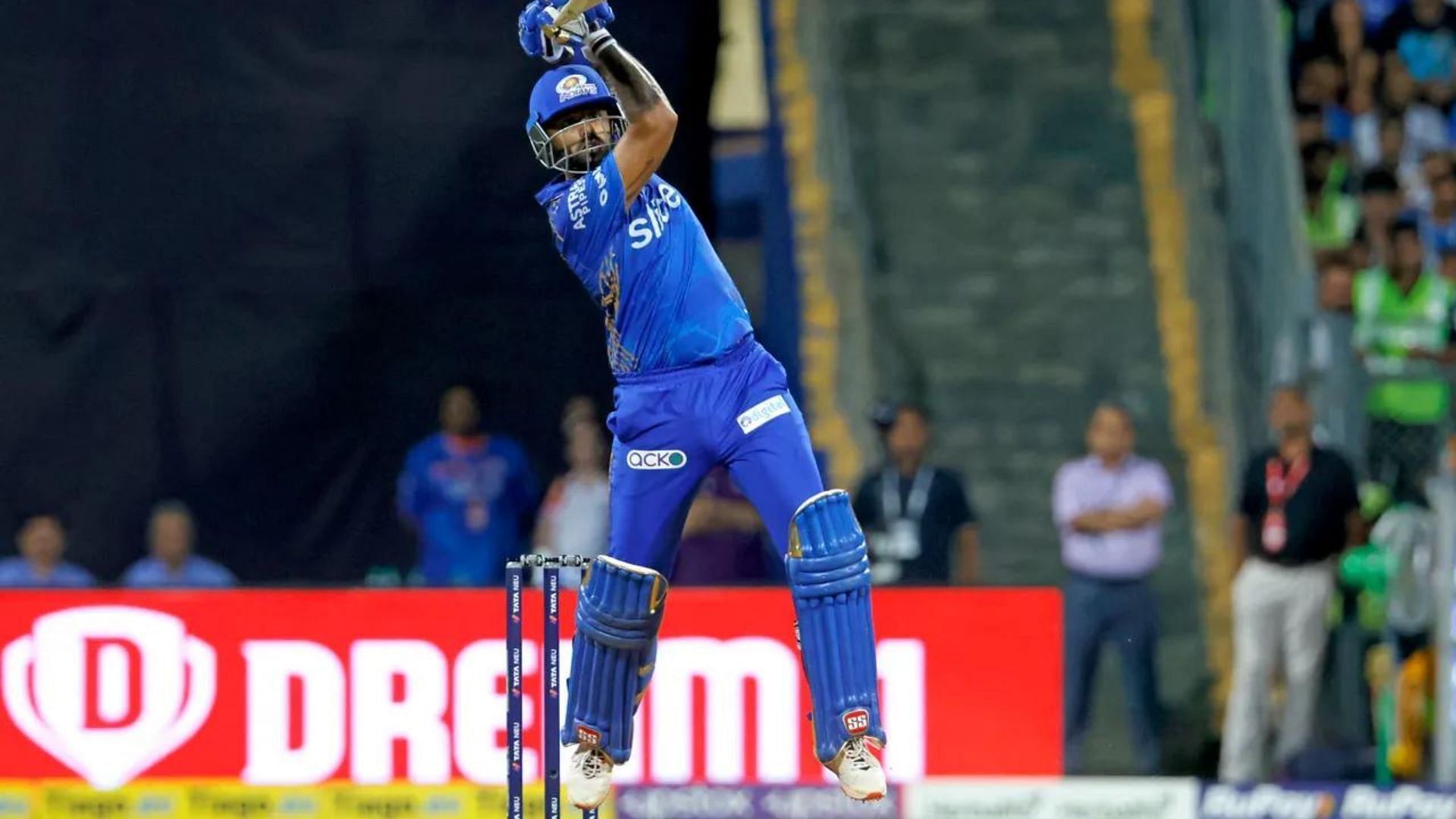 Suryakumar Yadav in action against RR (P.C.:iplt20.com)