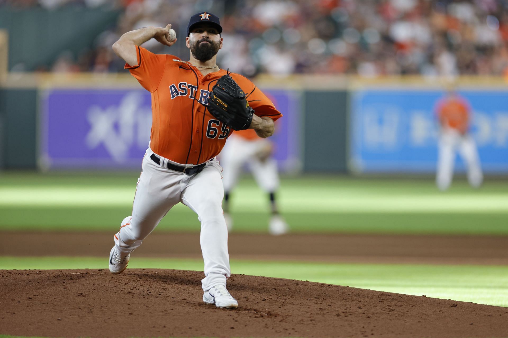 What happened to Jose Urquidy? Astros pitcher exits start against Phillies  in sixth inning after errant pitch