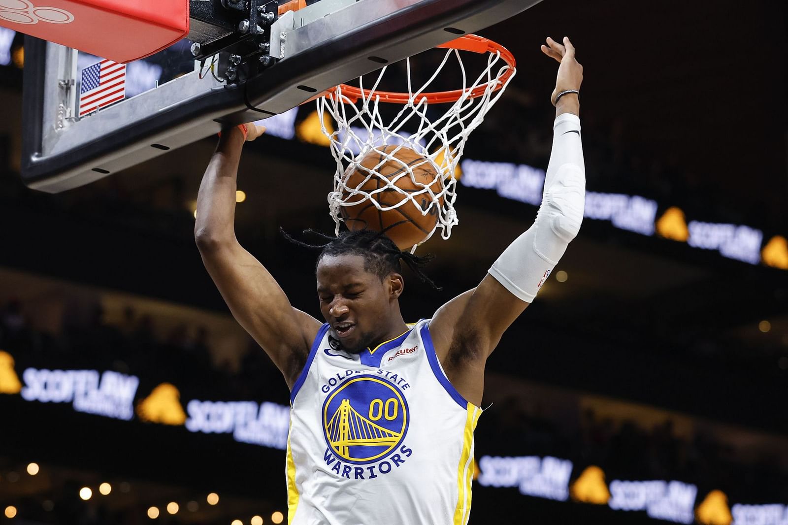 What is Jonathan Kuminga's contract details with Warriors? Salary