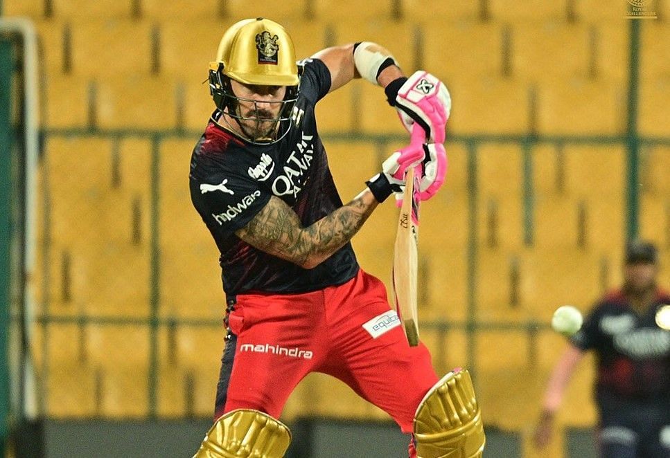 Faf du Plessis in action (Image Courtesy: Twitter/Royal Challengers Bangalore)
