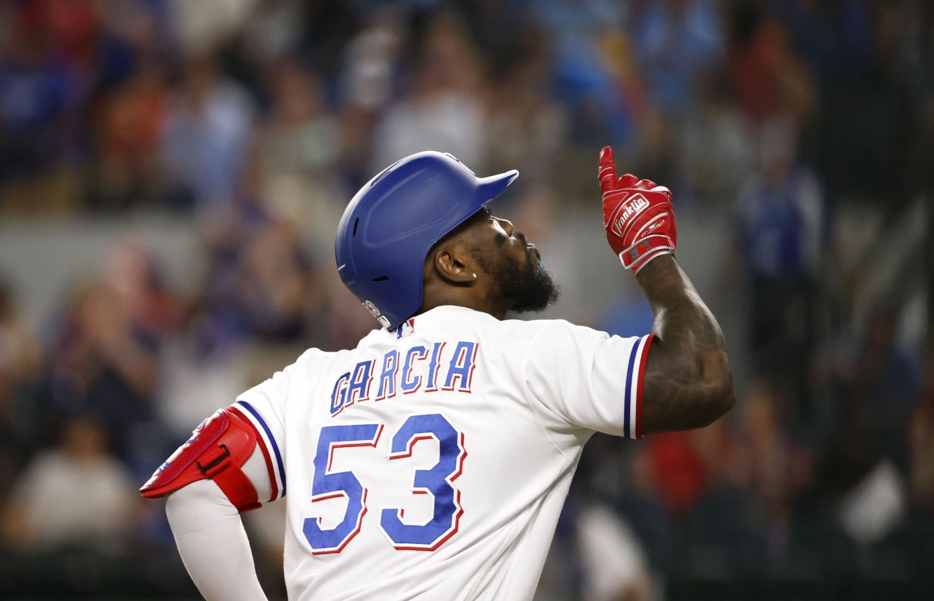 Could the Rangers luck into outfielder Adolis García becoming