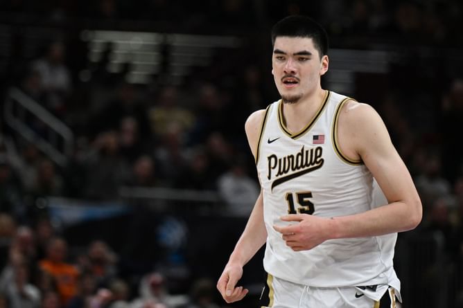 "Boss Move!": Fans React to Zach Edey returning to Purdue