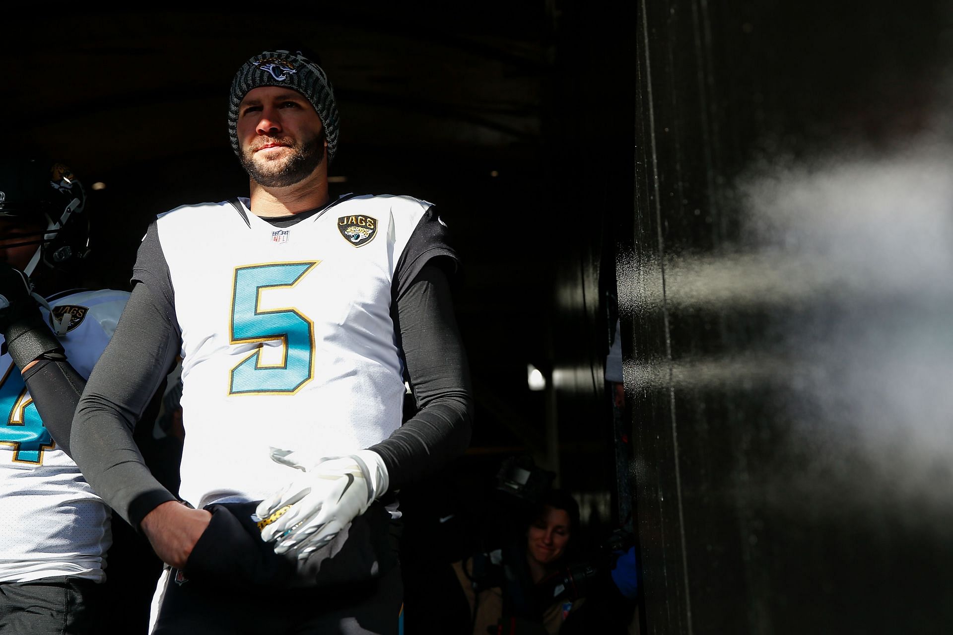 Former Jacksonville Jaguars QB Blake Bortles officially retires