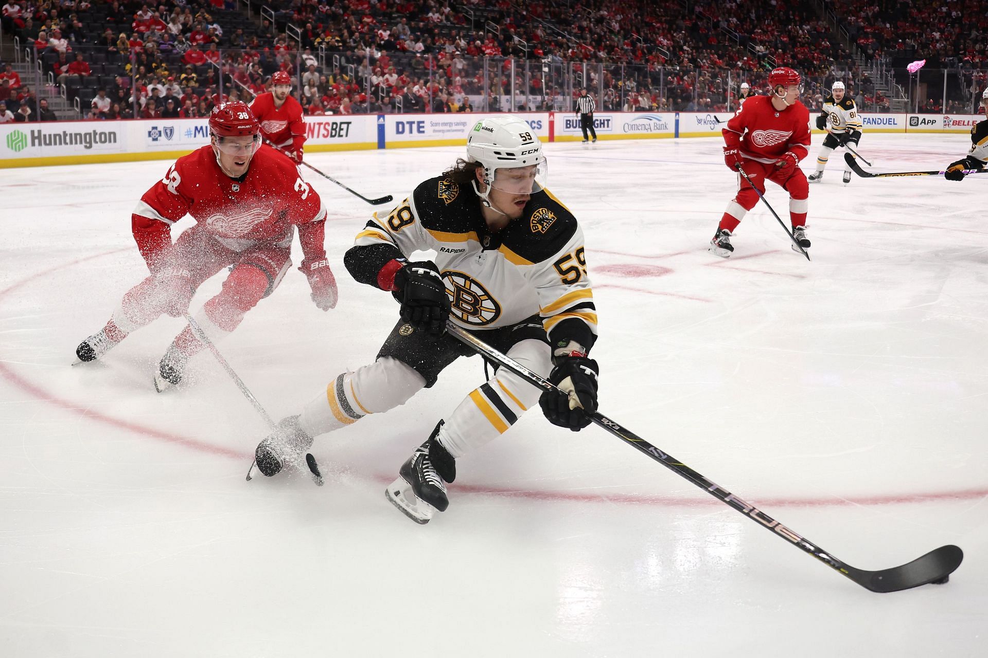 Boston Bruins v Detroit Red Wings