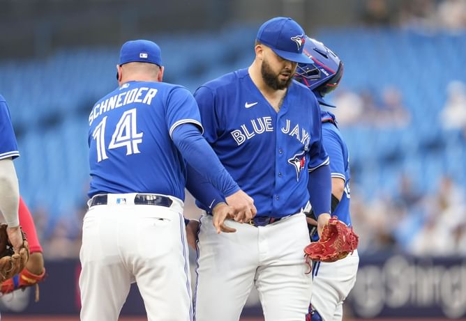 John Schneider hints at Alek Manoah's potential minor league stint: "Going through a little bit of a tough time"