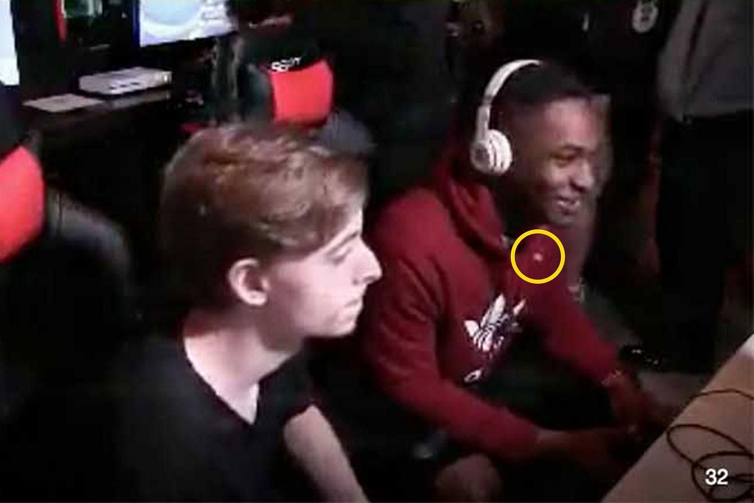 Red laser dot spotted on Elijah Clayton during the live stream