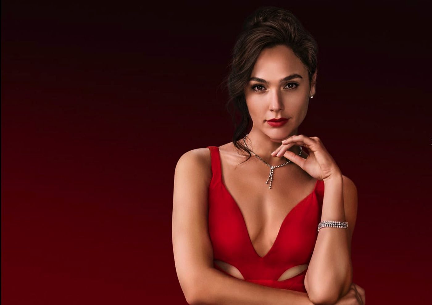 Gal Gadot in Red Notice. Image via IMDB.