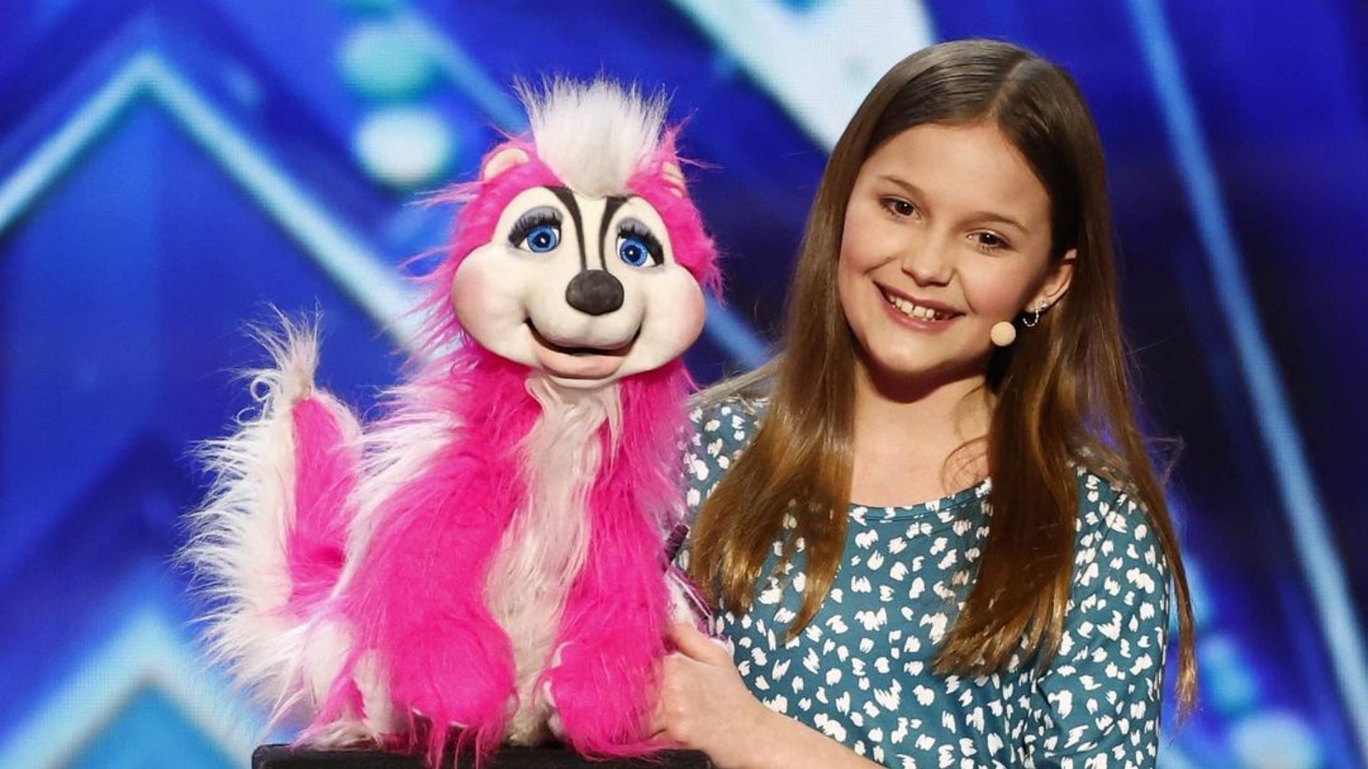 Ventriloquist Brynn Cummins stuns judges on AGT 