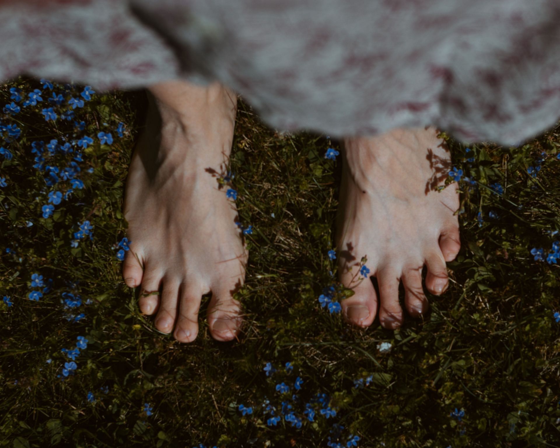 Benefits of Grounding: Walking on the ground keeps us anchored to the reality (Image via Unsplash/Merri J)