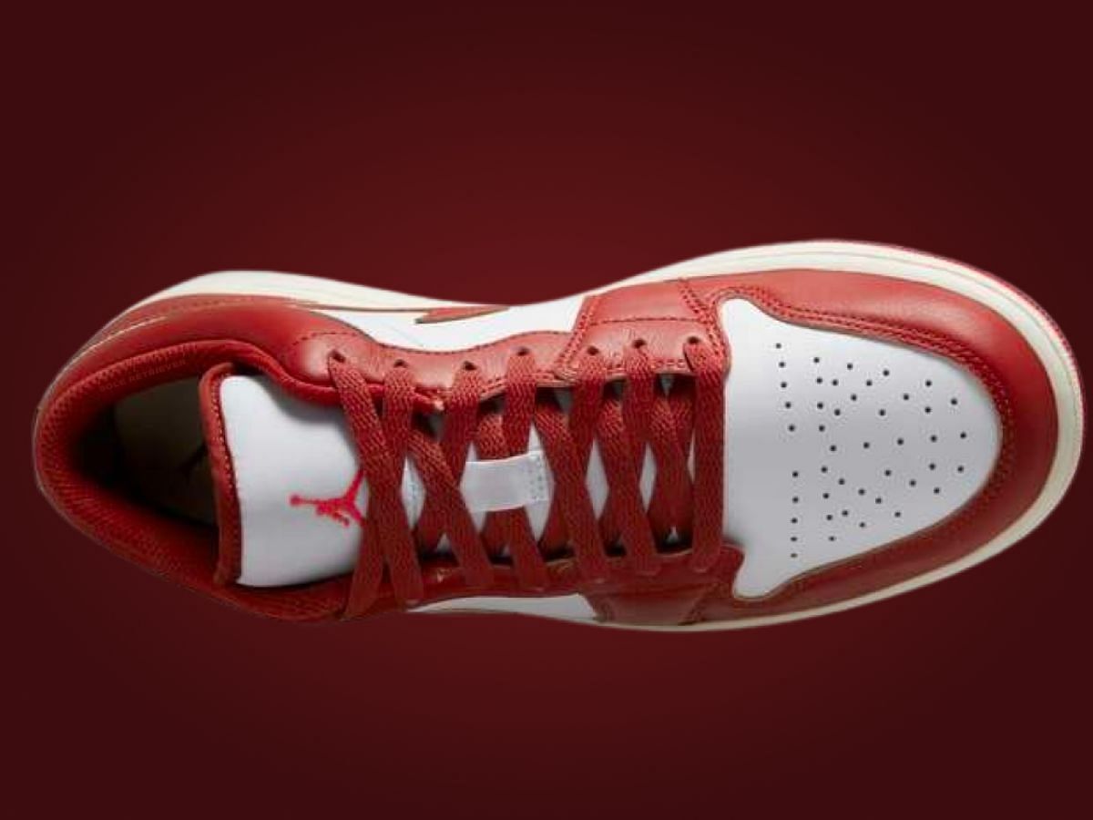 Here&#039;s another look at the uppers of the shoes (Image via Nike)