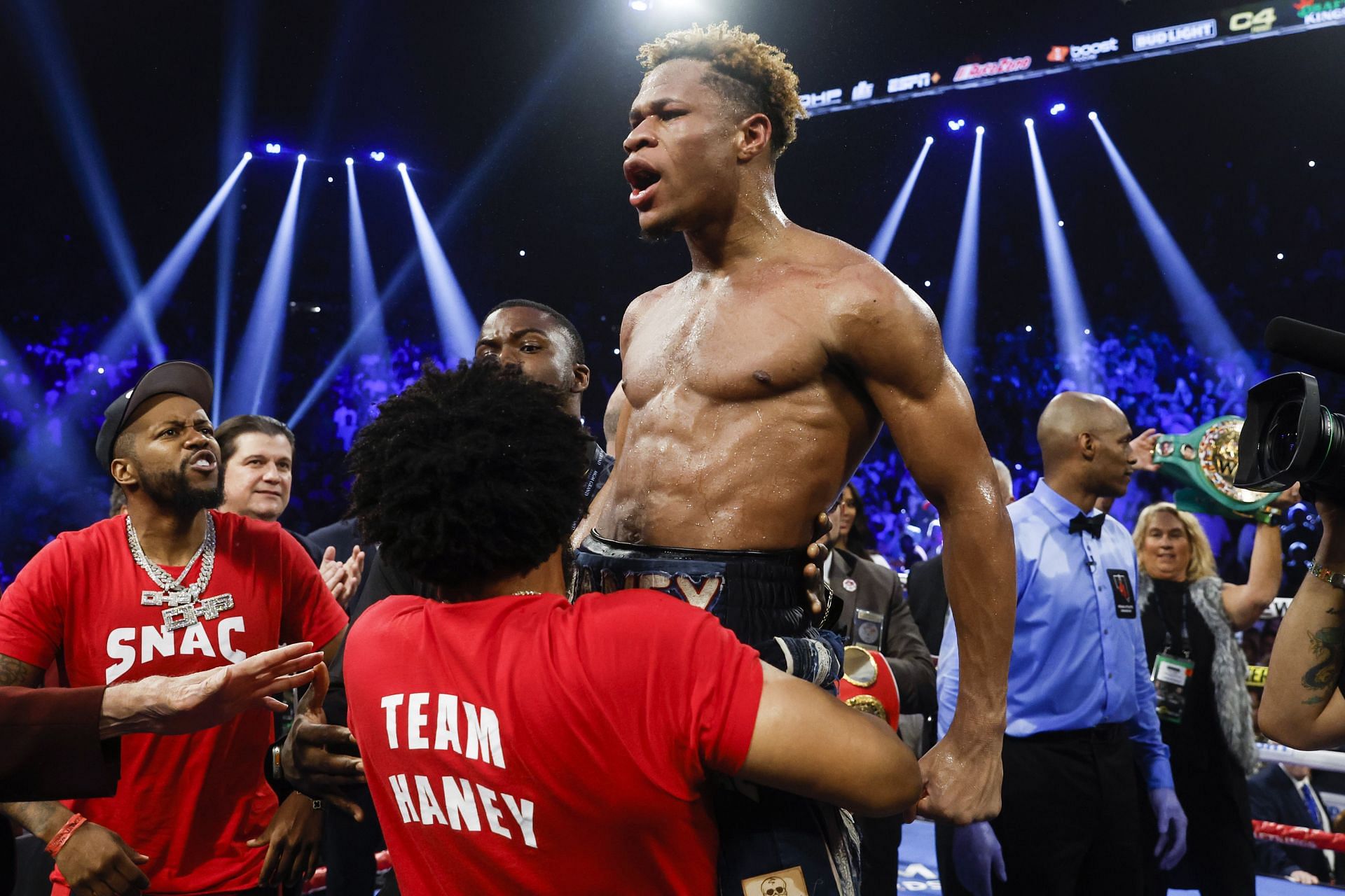 Devin Haney v Vasyl Lomachenko