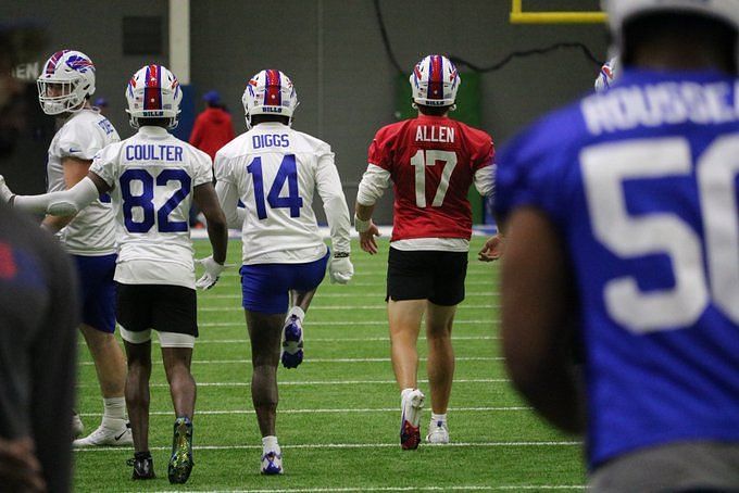 NFL fans chastise Stefon Diggs after Bills WR returns to team's minicamp -  “Tantrums over”