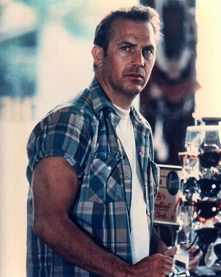 Kevin Costner Movies in order