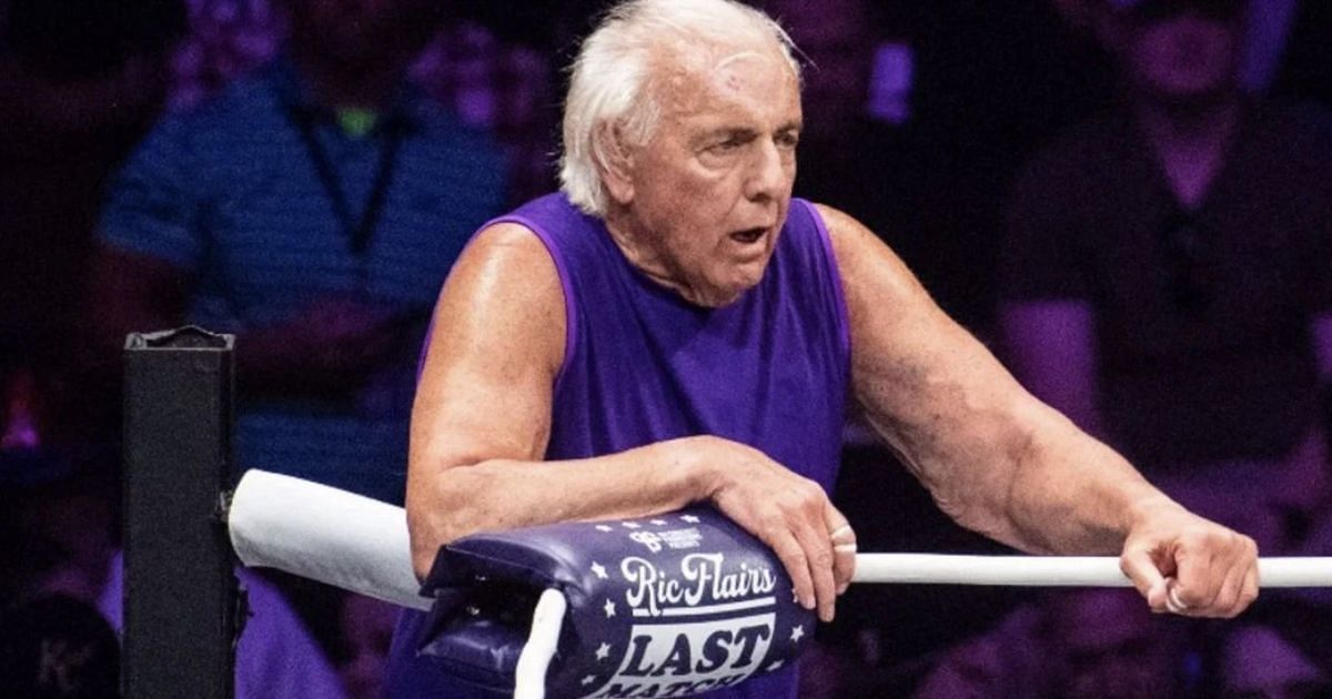 The Nature Boy in the corner during his last match.