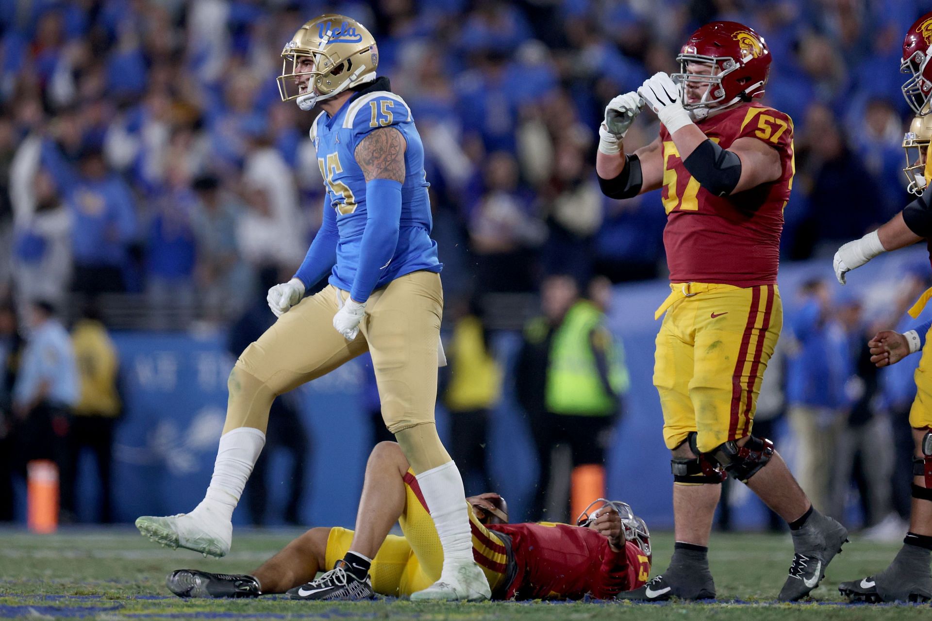 USC v UCLA