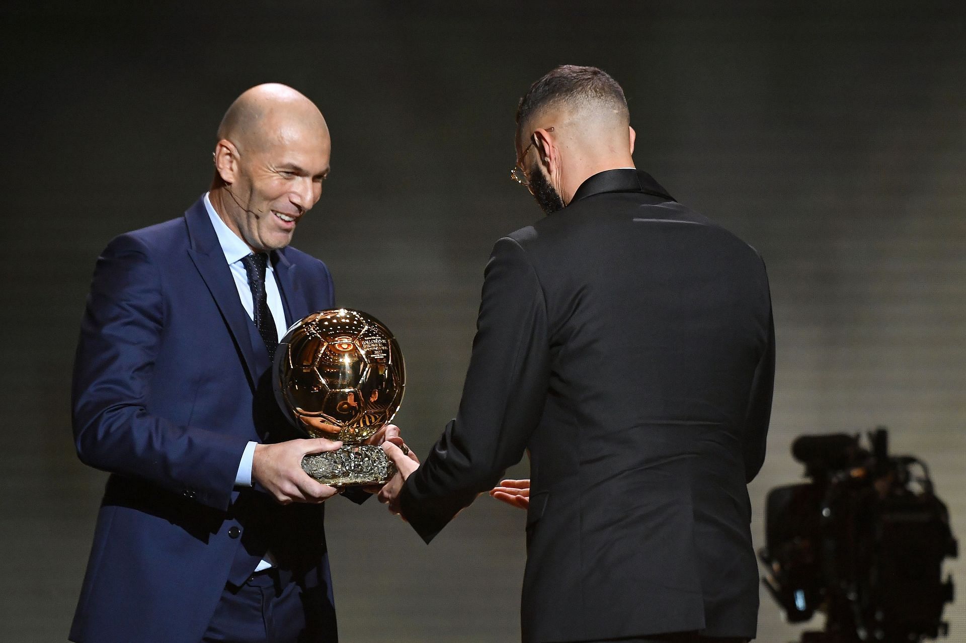 Zinedine Zidane (left) is yet to take up his next assignment.