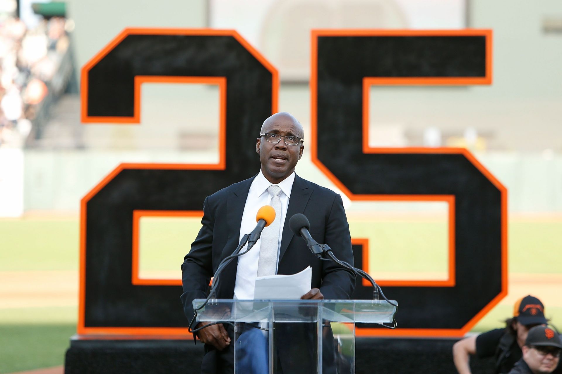 Dusty Baker Reflects on Managing Barry Bonds & Shares LEGENDARY