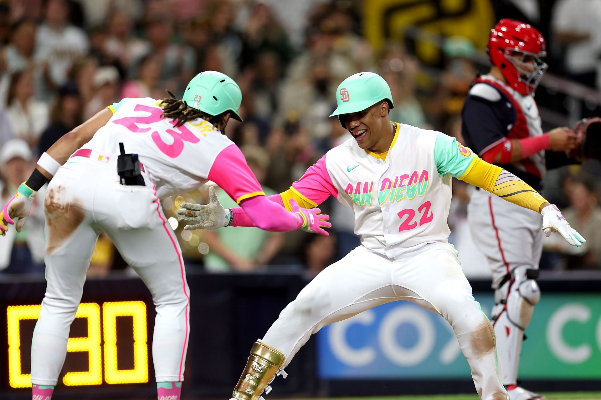 Juan Soto praises Padres crowd, Phillies fans could outshine them if they  advance to NLCS