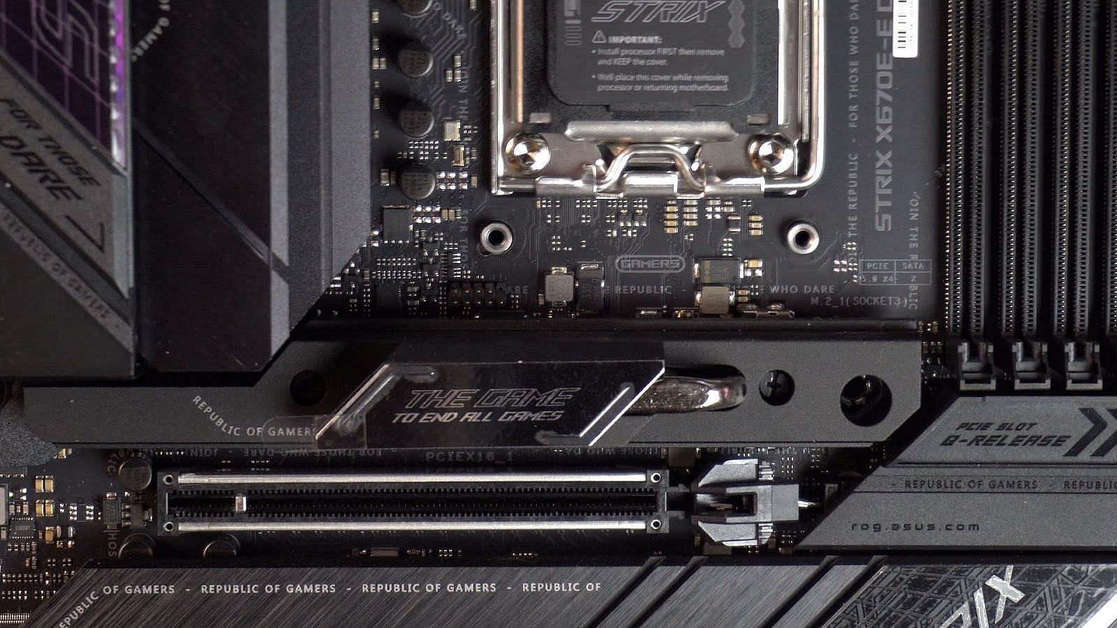 The top PCIe slot on the ROG Strix X670E motherboard (Image via Sportskeeda)