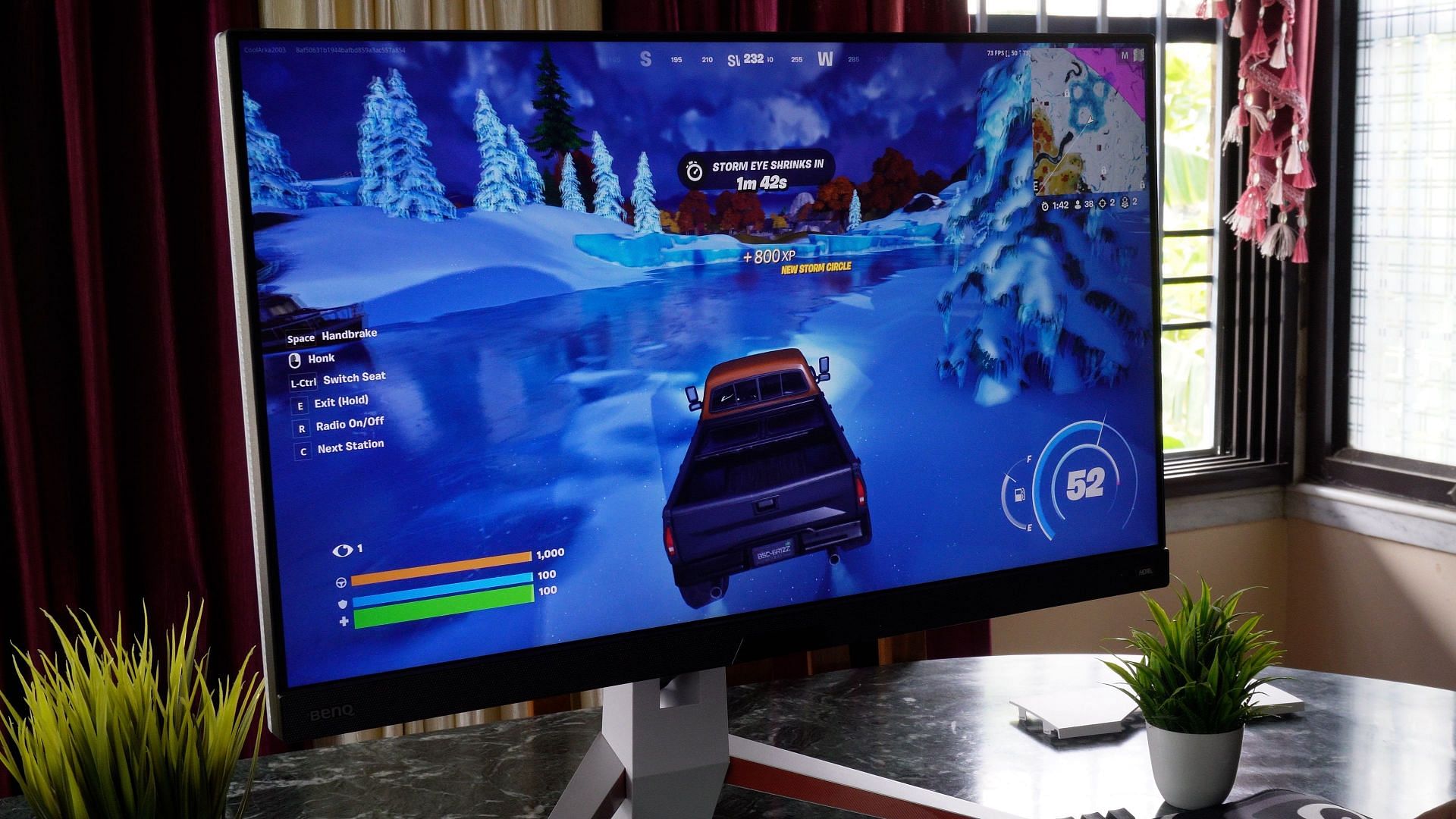 Fortnite on the BenQ Mobiuz EX2710U (Image via Sportskeeda)