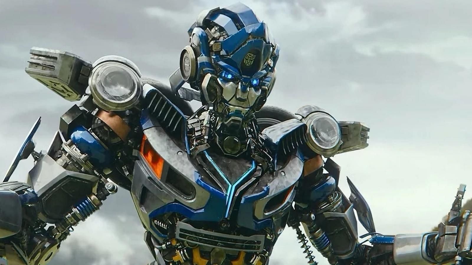 Mirage, voiced by Pete Davidson in Transformers 7 (Image via Paramount)