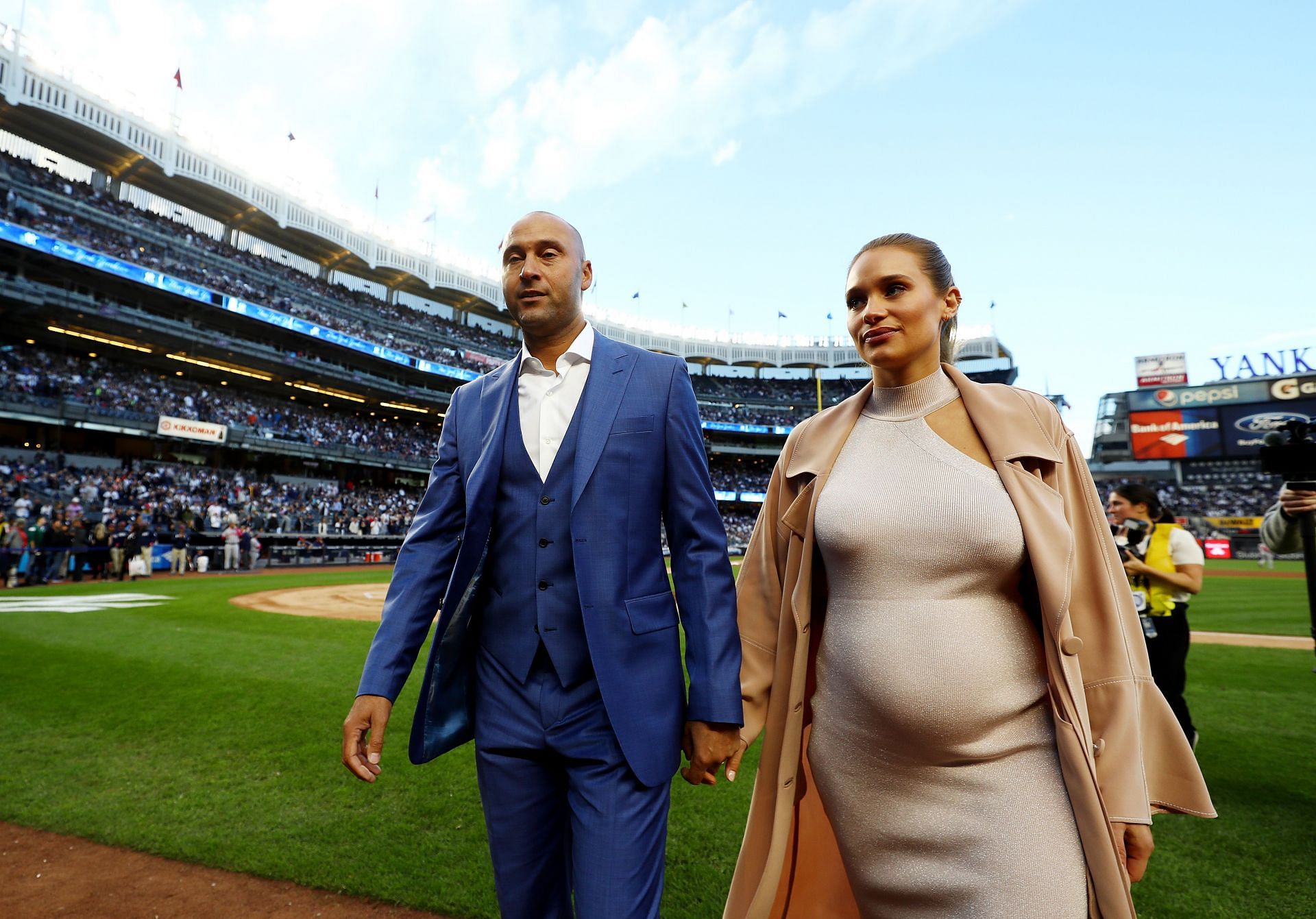 Derek is totally in love with her - When Hannah Davis charmed New York  Yankees legend Derek Jeter, making him give up his bachelor status