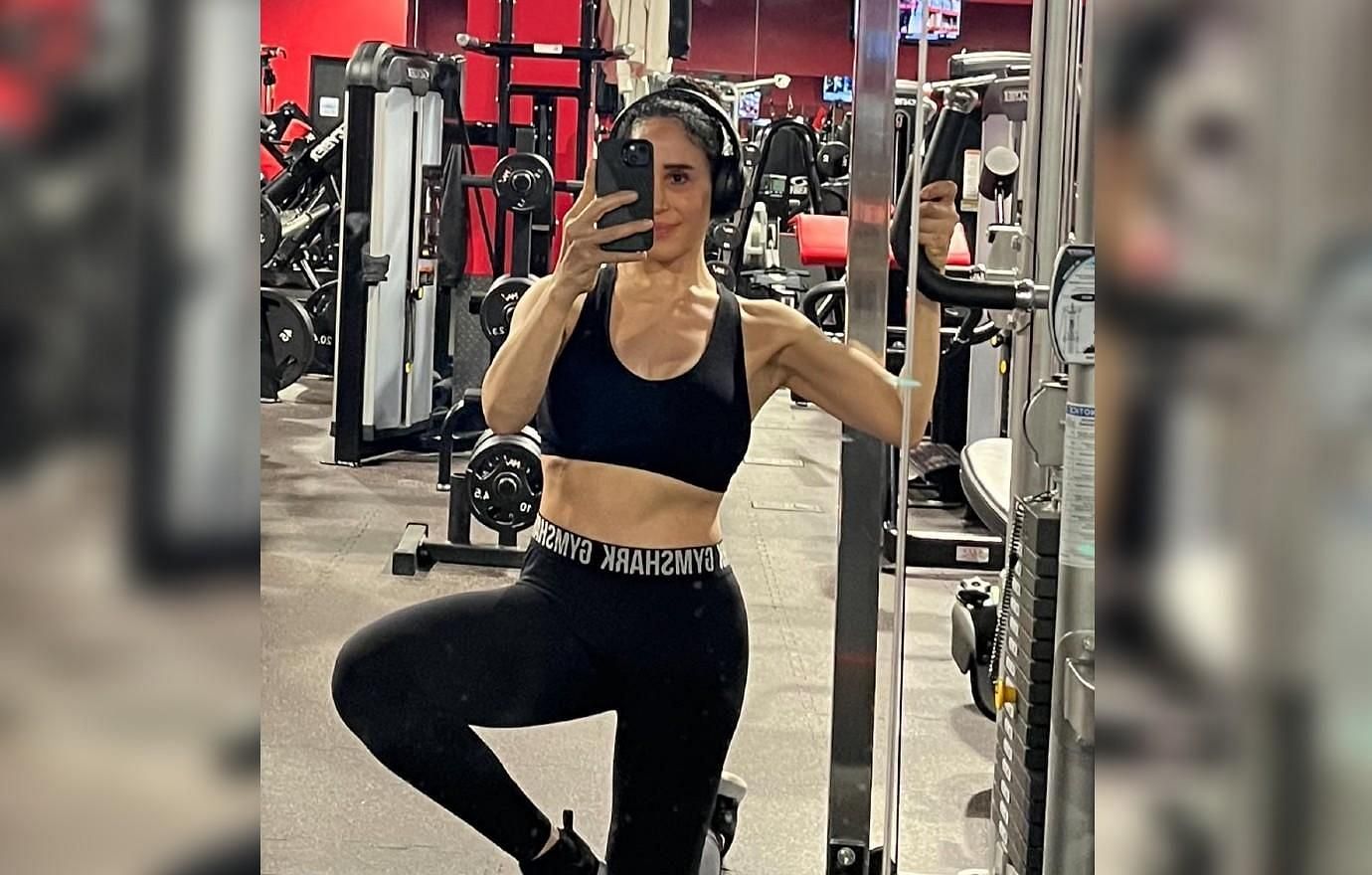 Nadya Suleman highlights the significant impact of an active lifestyle on reducing pain and improving mobility. (@NATALIESULEMAN/INSTAGRAM)